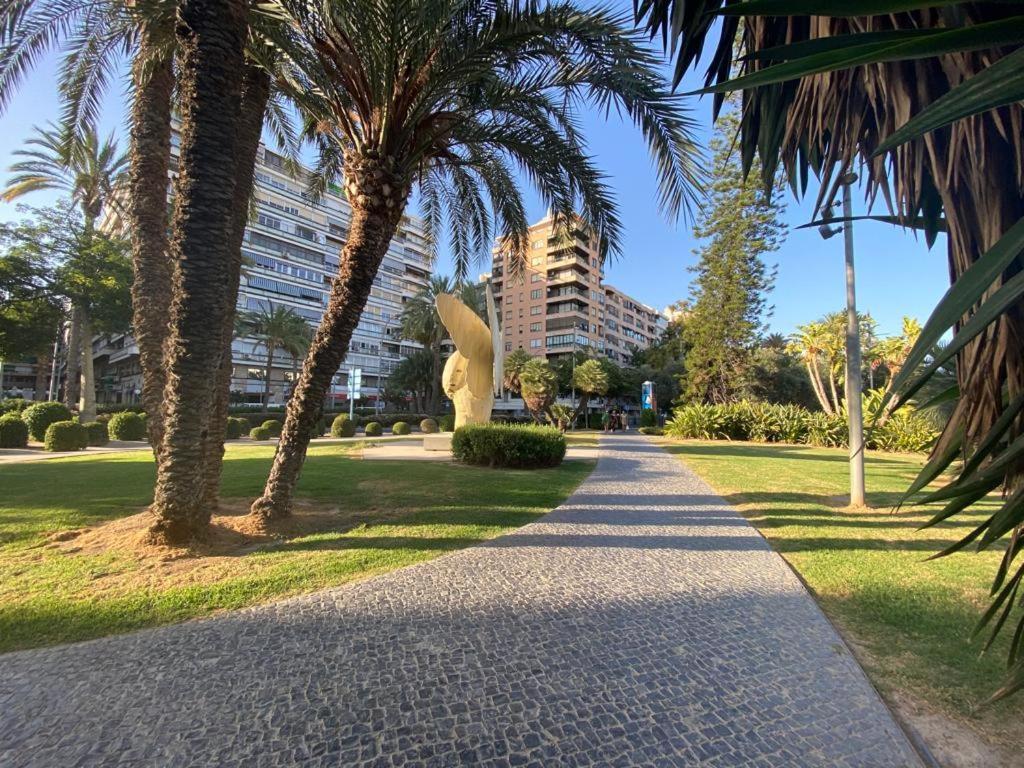 Tropical Loft Apartment Alicante Luaran gambar